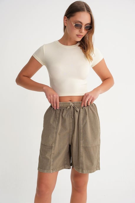 Hoch taillierte Baumwoll-Shorts mit Kordelzug - Image 3