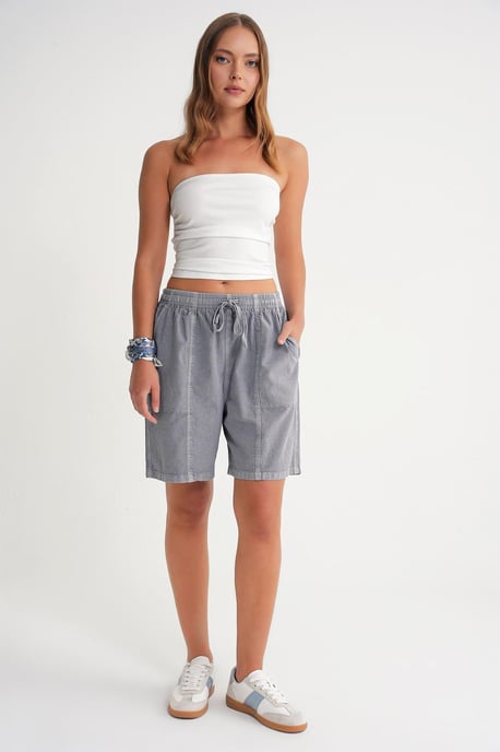 Hochtaillierte Baumwoll-Shorts mit Kordelzug - Image 2