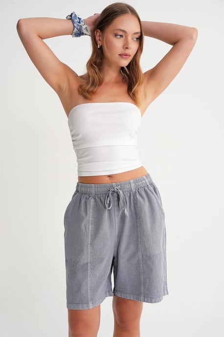 Hochtaillierte Baumwoll-Shorts mit Kordelzug - Image 3