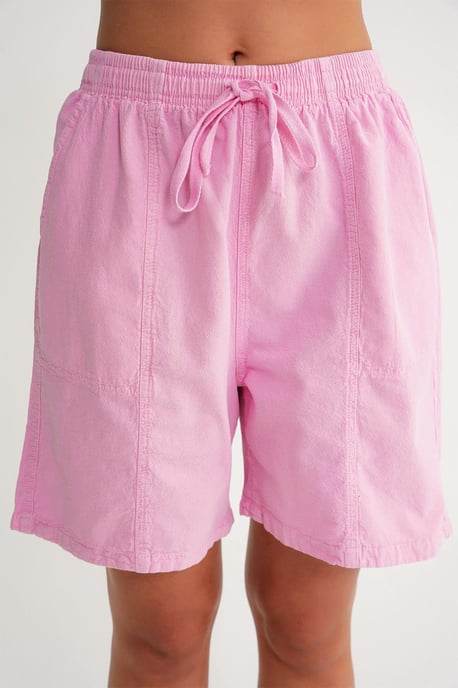 Hoch taillierte Baumwoll-Drawstring-Mini-Shorts - Image 4