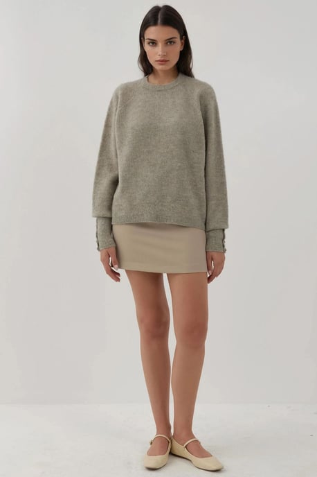 Weicher strukturierter Pullover mit Knopfdetails und langen Ärmeln - Image 5