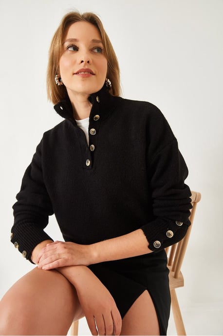 Lässiger Cropped Pullover mit Knopfkragen - Image 3