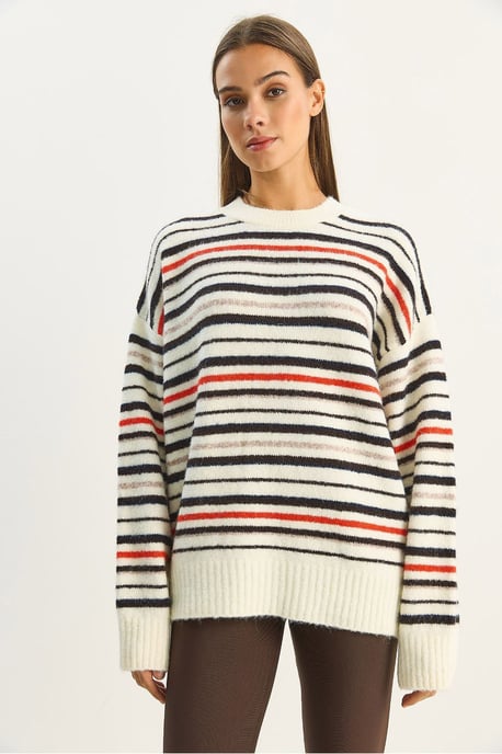 Übergroßer gestreifter Strickpullover - Image 5