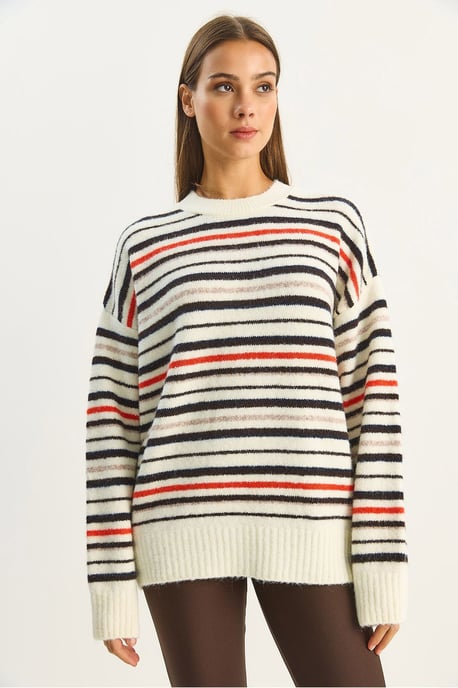 Übergroßer gestreifter Strickpullover - Image 6