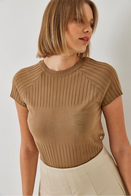 Strickpullover mit strukturiertem Muster und Knopfleiste - Image 4
