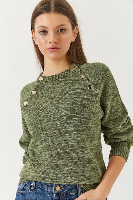 Strickpullover mit Rundhalsausschnitt und Knöpfen - Image 3