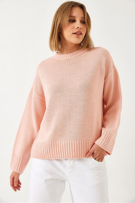 Lässiger Pullover mit Rundhalsausschnitt und Rippenstruktur - Image 2