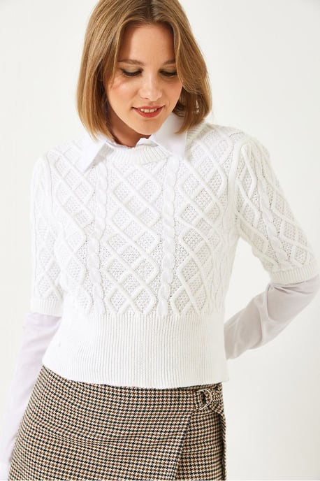 Strukturierter Strick-Crop-Pullover mit Hemdkragen - Image 2