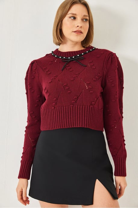 Strukturierter bestickter Rundhals-Fit Crop-Pullover - Image 2