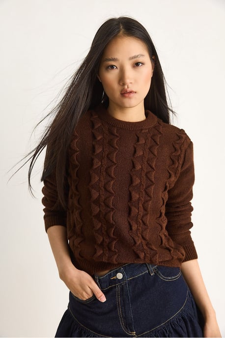 Strukturierter Rundhals-Pullover - Image 2