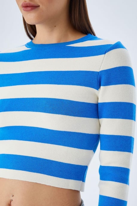 Gestreifter Strickpullover - Image 5
