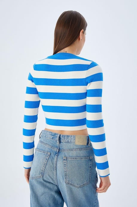 Gestreifter Strickpullover - Image 6