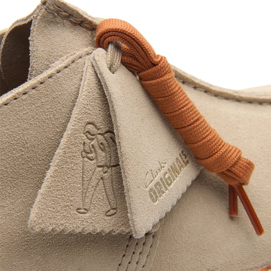 Clarks Originals Desert Trek Wildleder Herren Schnürschuhe In Beige - Image 6