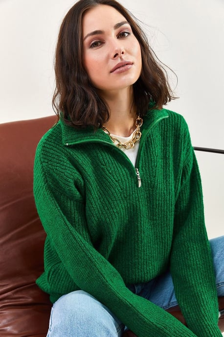 Oversized gestrickter Pullover mit Reißverschlusskragen - Image 1