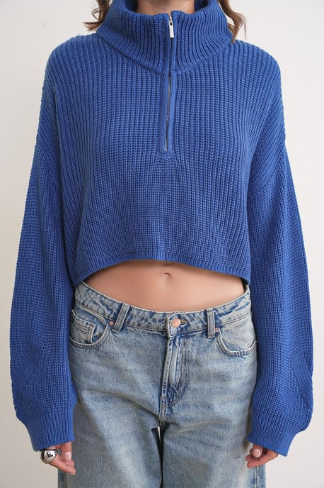 Strukturierter Pullover mit langem Arm und Reißverschlusskragen - Image 5