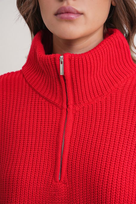 Texturierter Langarm-Pullover mit Reißverschlusskragen - Image 5