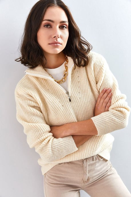 Oversized gestrickter Pullover mit Reißverschlusskragen - Image 4