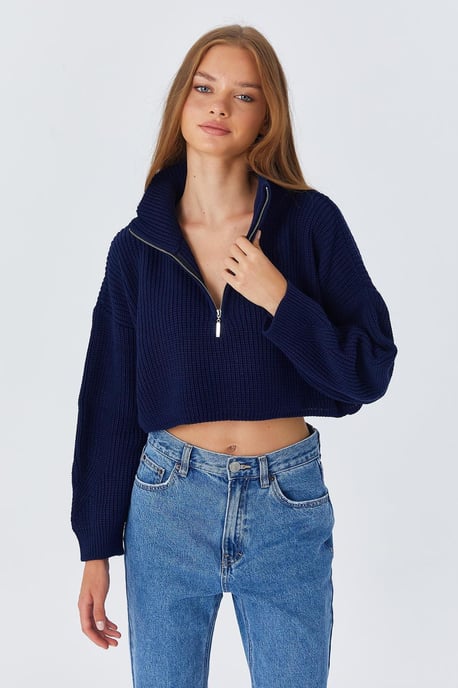 Strukturierter Langarm-Pullover mit Reißverschlusskragen - Image 3