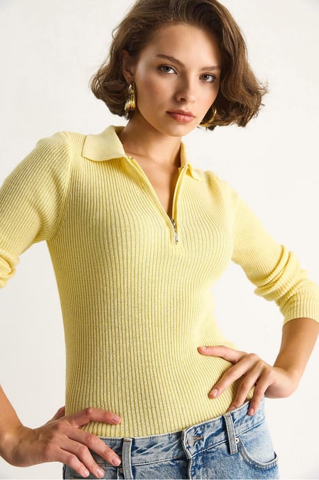 Pullover mit Reißverschlusskragen - Image 1