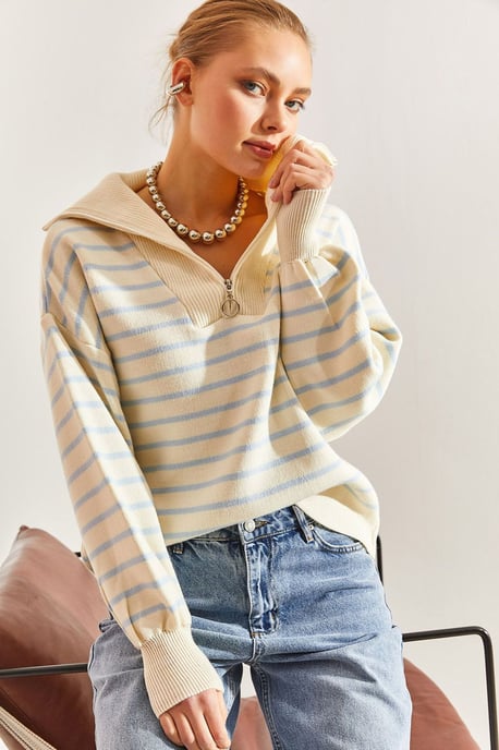 Gestreifter Boxy Crop-Pullover mit Reißverschlusskragen - Image 2