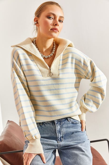 Gestreifter Boxy Crop-Pullover mit Reißverschlusskragen - Image 3
