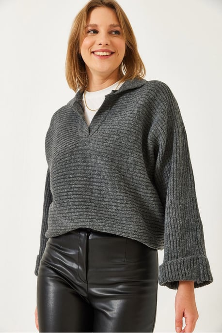 Rippstrick-Polo-Kragen-Cropped-Pullover - Image 4