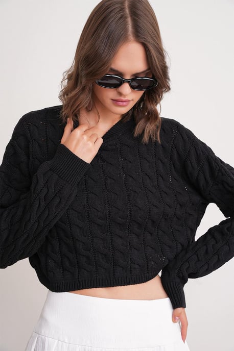 Kabelstrickmuster Rundhals-Pullover - Image 3