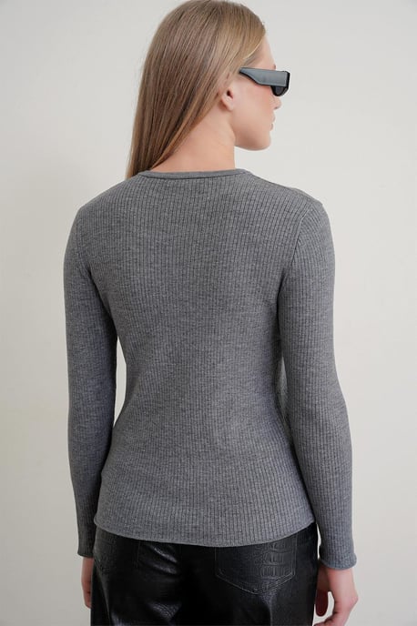 Knopf Detail Rundhalsausschnitt Pullover - Image 5