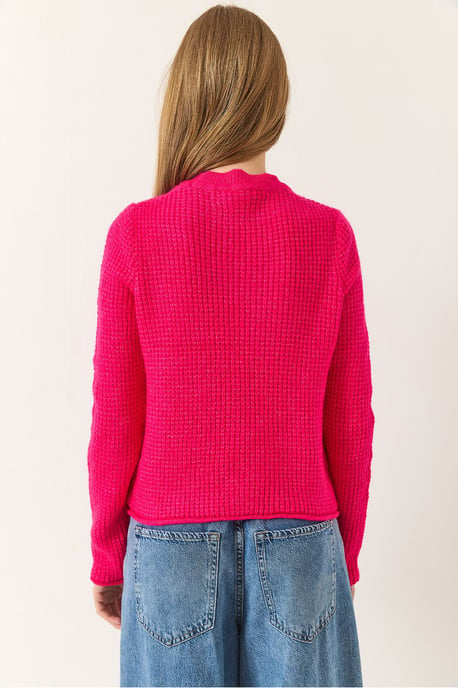 Strukturierter Rippstrick-Pullover mit Rundhalsausschnitt - Image 6