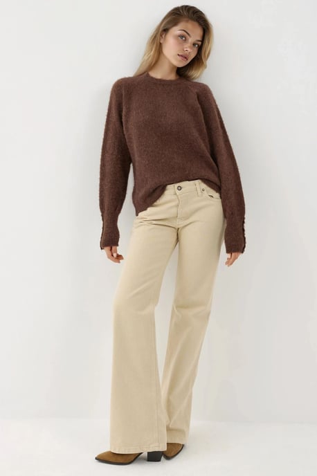 Weicher strukturierter Pullover mit Knopfdetails und langen Ärmeln - Image 4
