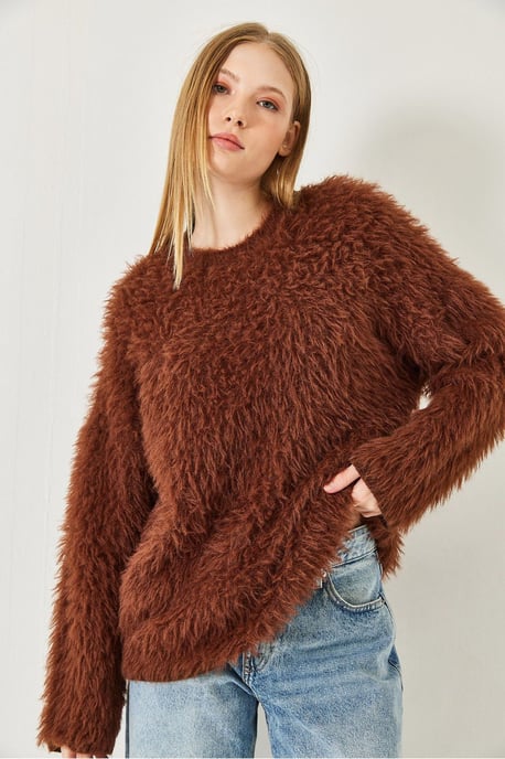 Übergroßer strukturierten Strickpullover mit plüschigen Details - Image 2
