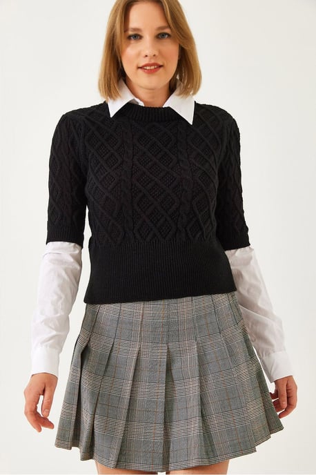 Strickpullover mit Struktur und Hemdkragen - Image 1