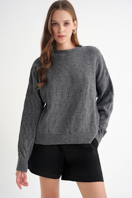 Rippstrickpullover mit Haarglanzmuster - Image 1