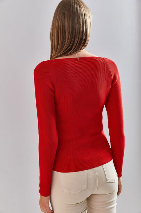 Taillierter strukturierter Pullover mit quadratischem Kragen - Image 4