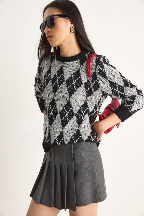 Damen Rundhals Strickpullover mit Rautenmuster - Image 1