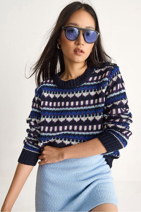 Ethnisch gemusterter Strickpullover - Image 1