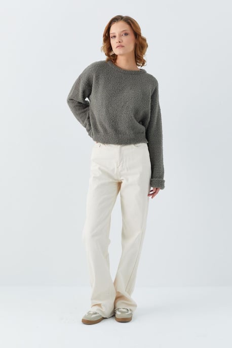 Plüschstrukturierter kurz geschnittener Strickpullover - Image 2