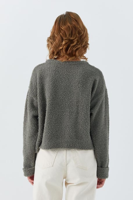 Plüschstrukturierter kurz geschnittener Strickpullover - Image 6