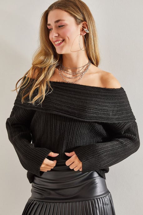 Schulterfreier gerippter Strickpullover - Image 1