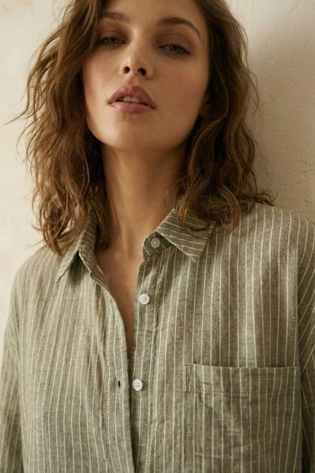 Übergroßes gestreiftes Button-Up Hemd - Image 5