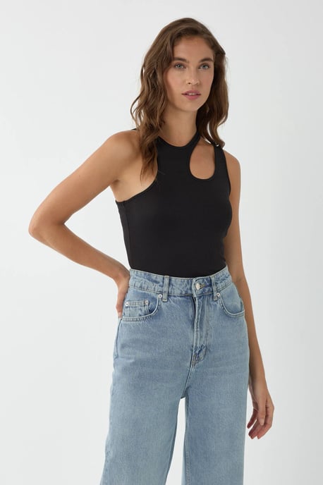 Asymmetrisches Kragen-Crop-Top - Image 5