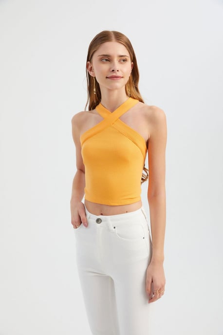 Halter Neck Kreuz Vorderseite Crop Top - Image 3