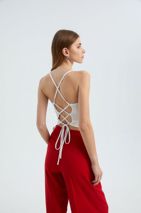 Spaghetti-Träger Cami Top mit Rücken-Detail - Image 4
