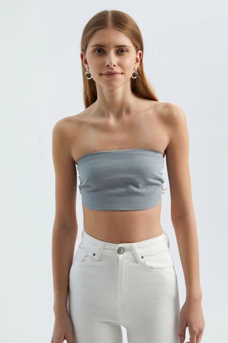 Trägerloses Basic-Crop-Top - Image 1