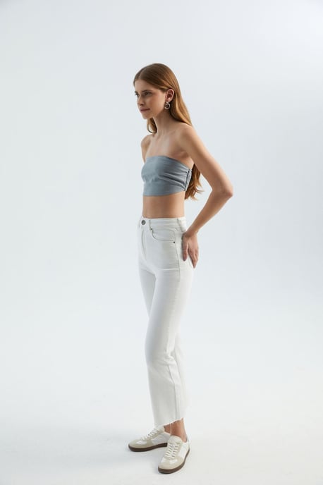 Trägerloses Basic-Crop-Top - Image 2