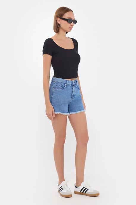 Scoop-Neck-Crop-Top - Image 3