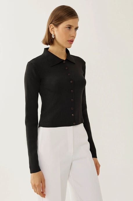 Slim Fit Stricktop mit Knopfdetails - Image 2