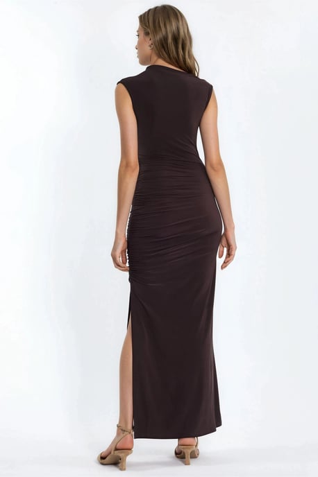Maxikleid mit Schlitzen und detailreichen Bodycon-Schnitt in Sandfarbe - Image 4