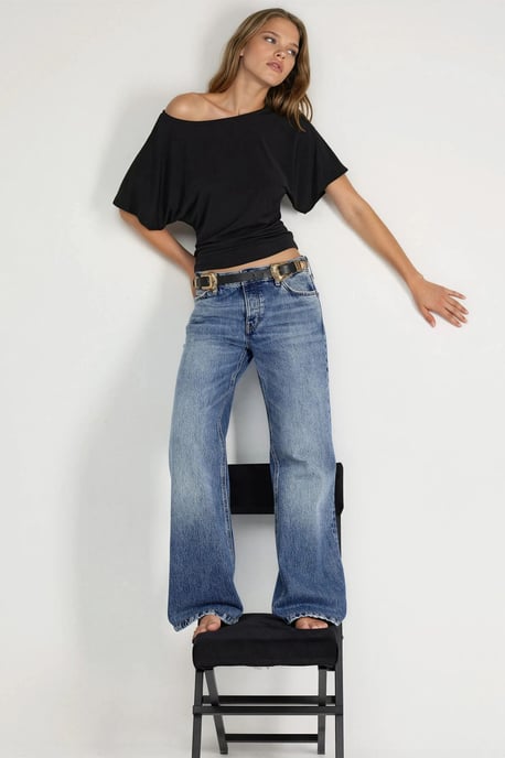 Lässiges Bootsausschnitt T-Shirt - Image 3