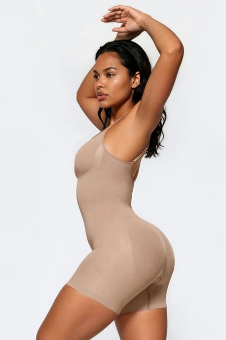 Premium Nahtloses Extra Festes Oberschenkel-Bodysuit Shapewear - Image 3